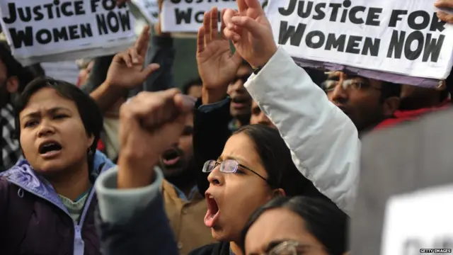 यौन शोषण के खिलाफ प्रदर्शन