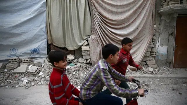 सीरिया के संघर्ष से प्रभावित बच्चे