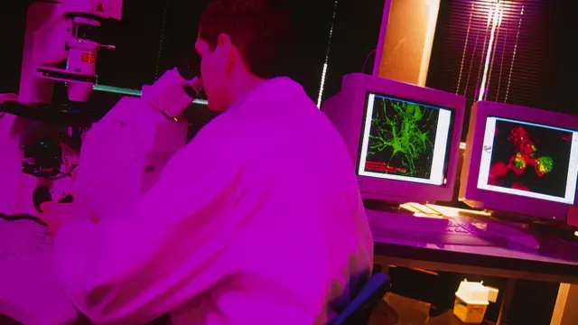 பார்கின்சன் நோய் சிகிச்சைக்கு நம்பிக்கை தரும் மூளை செல் சிகிச்சை