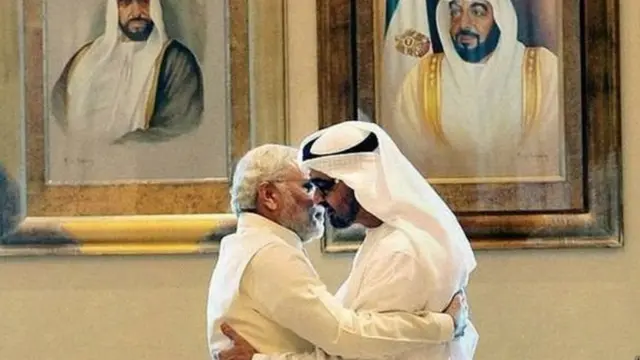 नरेंद्र मोदी