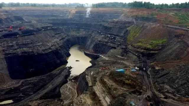 జార్ఖండ్, ఛత్తీస్గఢ్, ఒడిశా రాష్ట్రాల్లో అత్యధిక బొగ్గు నిల్వలు ఉన్నాయి