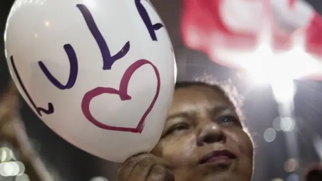 A supporter of Brazil"s former president Luiz Inacio Lula da Silva takes part in a demo in Sao Paulo, Brazil, July 12, 2017,