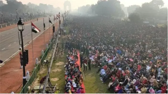 राजपथावरील गर्दी