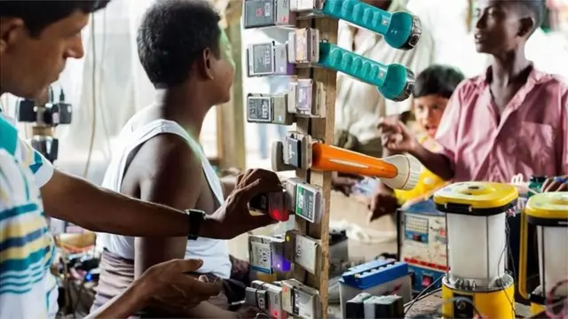 মোবাইল ফোন সেট।