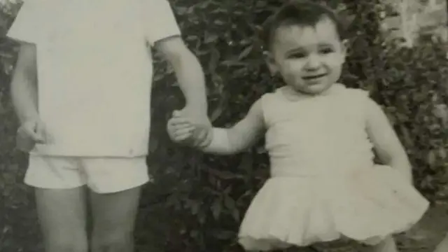 Ascensión López, cuando niña