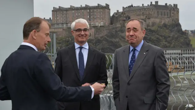 Siyasetçiler 2014'te İskoçya'da yapılan bağımsızlık referandumu öncesi BBC'ye ilk söyleşiyi kimin vereceğine dair yazı tura oynarken