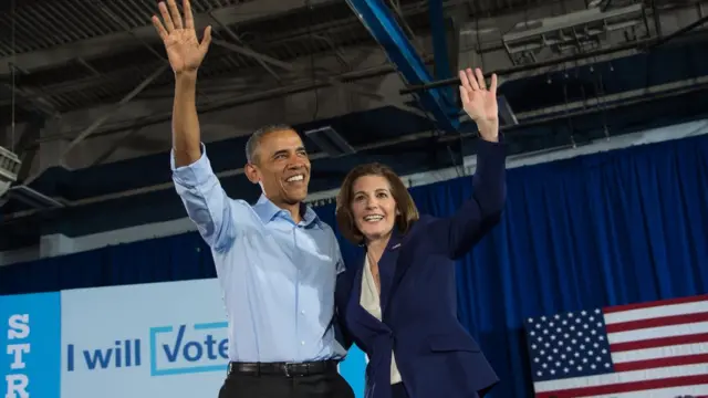 Barack Obama con Catherine Cortez Masto en Las Vegas