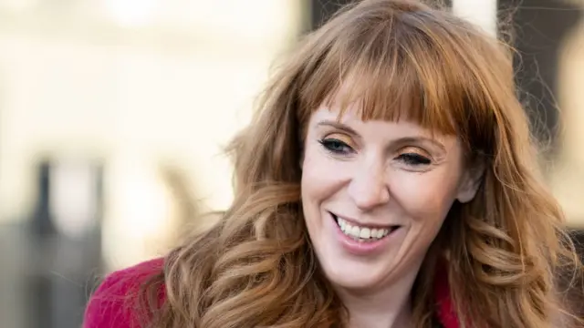 Анджела Рейнер