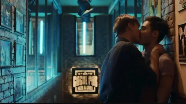 Перші ластівки