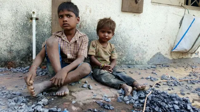ગુજરાતની કુલ વસતિ પૈકી 18 ટકા લોકો ગરીબ