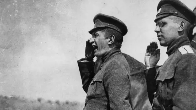 Корниловское выступление 1917 года: мутная история - BBC News Русская ...