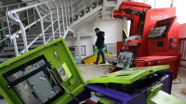 Разбитые автоматы