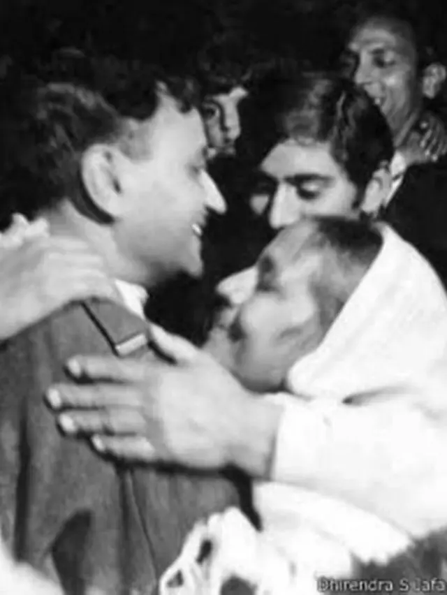 DHIRENDRA S JAFA's MOTHER RECEIVING HIM AT PALAM AIR PORT