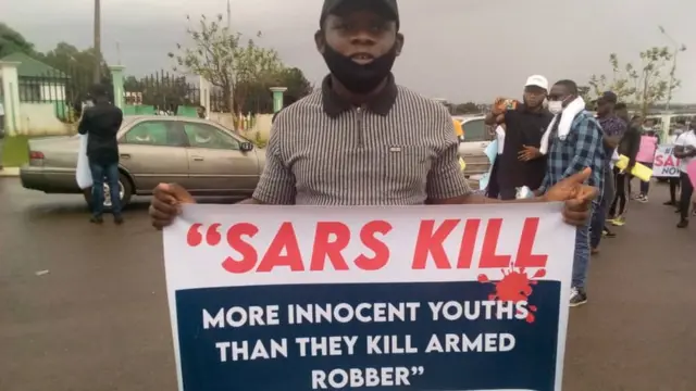 Ngagharịiwe megide SARS