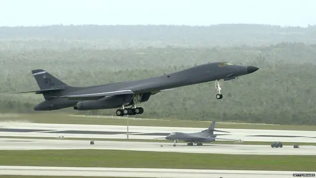 Ndege ya kijeshi ya Marekani inapaa kutoka Guam