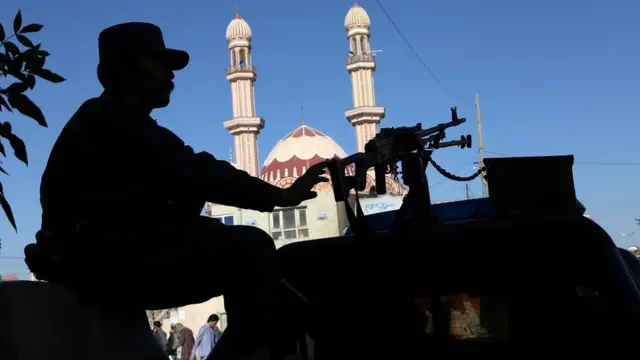 د افغانستان د کورنیو چارو وزارت: د پولیسو ټولې څانګې د اختر په ورځو کې د تیارسۍ په حال کې دي