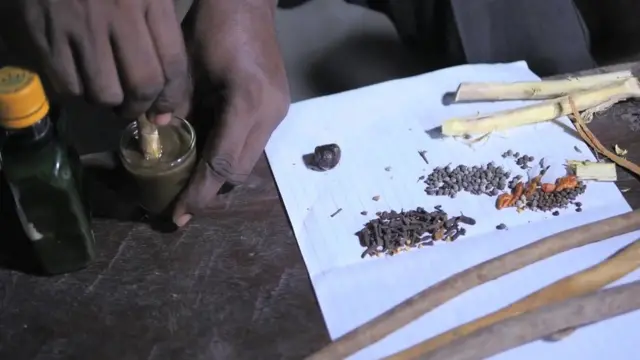 De nombreux Nigérians favorisent les méthodes traditionnelles