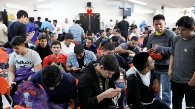 एल साल्वाडोरहून आलेल्या हजारोंना हा धोका आहे.