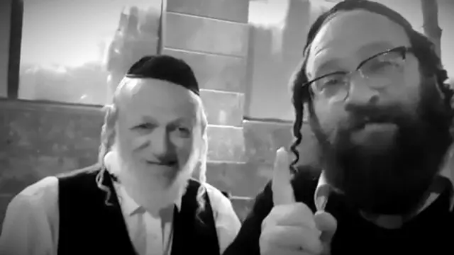 Rabino Aharon Boymel com Yehuda Meshi Zahav.