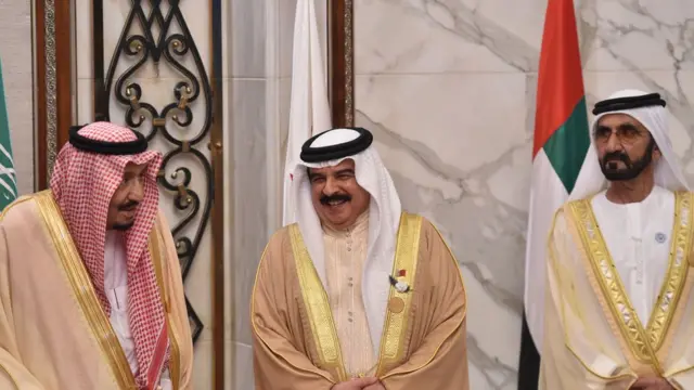 أمير قطر يغيب عن القمة الخليجية ويكلّف رئيس الوزراء ترؤُّس وفد بلاده