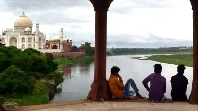 తాజ్ మహల్