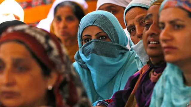 महिलाएं