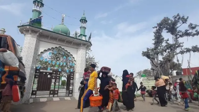 বাক্সপ্যাঁটরা নিয়ে দিল্লির দিকে রওনা দিয়েছেন জম্মুর রোহিঙ্গারা