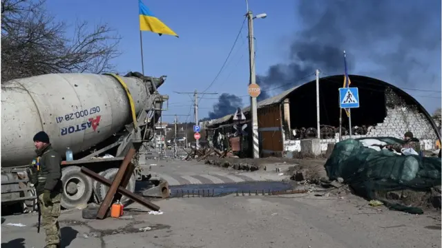 রুশ হামলা প্রতিরোধের জন্য ইউক্রেনিয়ান বাহিনির প্রস্তুতি