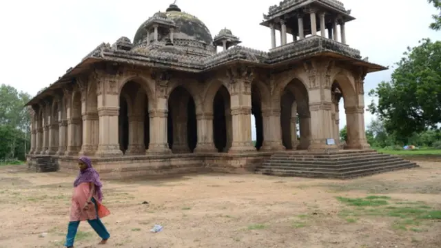 अहमदाबाद से 35 किलोमीटर दूर मुबारक सैयद का मक़बरा