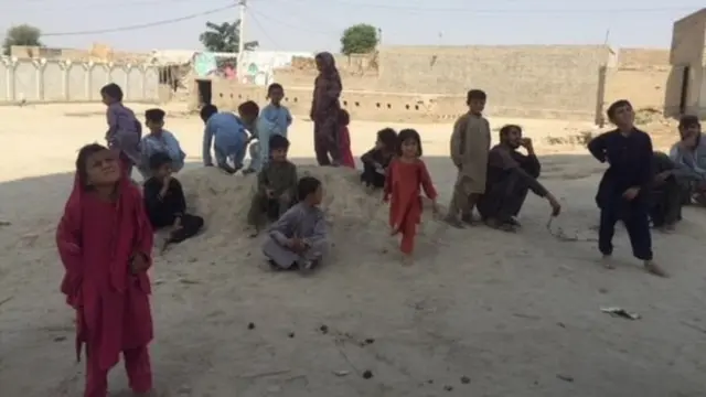 ځايي اوسېدونکي وايي، ښاي د حکومت له پامه غورځېدلي دي