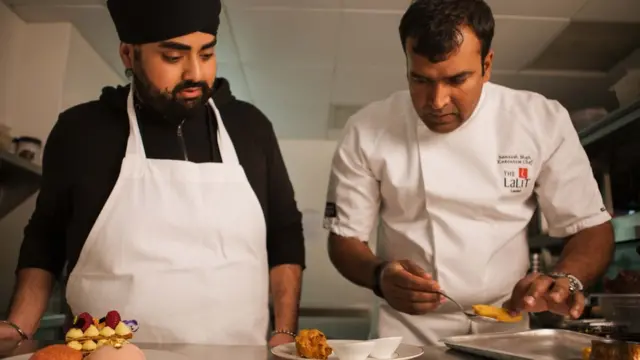 सन्तोष शाह