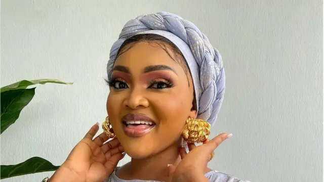 "Mercy Aigbe husband": [Nigerian actress Mercy Aigbe, Lanre Gentry & her husband profile]
