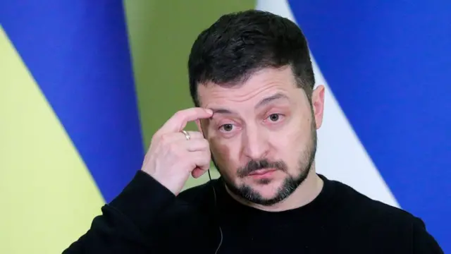 यूक्रेनी राष्ट्रपति वोलोदिमीर ज़ेलेंस्की