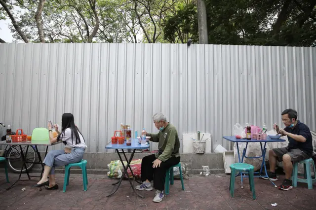 กรุงเทพ โควิด 19 ไวรัสโคโรนา เหงา เคอร์ฟิว curfew bangkok coronavirus