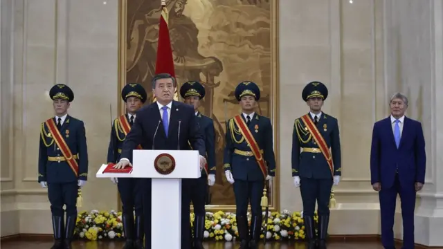 Сооронбай Жээнбеков