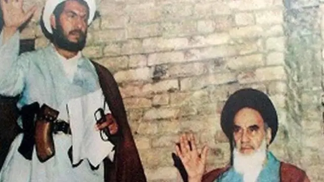 غلام رضا حسنی از معدود افرادی است که با سلاح به دیدار آیت الله خمینی رفت