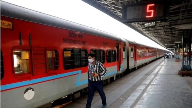 లాక్‌డౌన్ కారణంగా దేశవ్యాప్తంగా రవాణా సదుపాయాలు ఆగిపోయాయి. అన్ని రాష్ట్రాలూ తమ సరిహద్దుల్ని మూసేశాయి