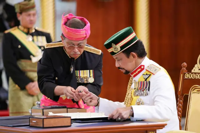 టవోలారా