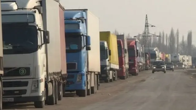 Кыргызстанга көп товарлар Кытайдан келет, башка өлкөлөргө реэкспорт болот