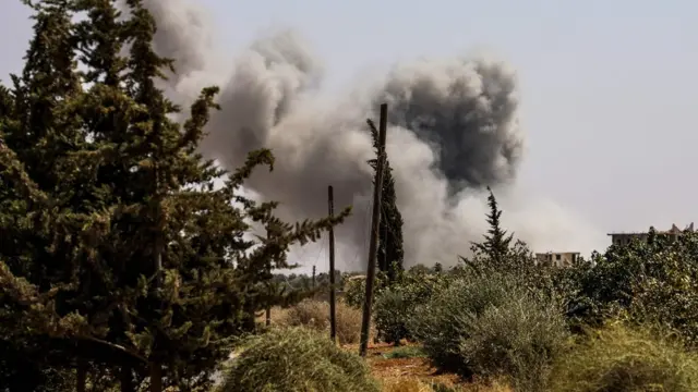 القوات السورية بدأت منذ أيام قصفا متقطعا لمناطق المسلحين