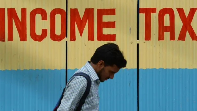 પ્રતીકાત્મક તસવીર