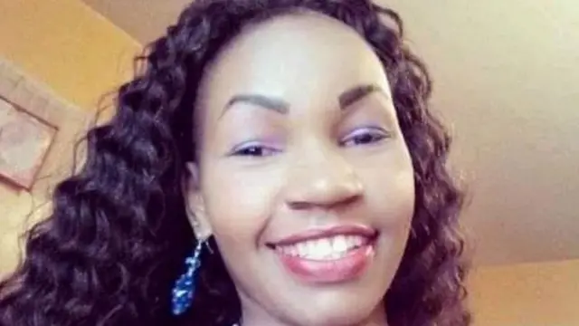 Onam ogliga porno tomosha qilish uchun keldi