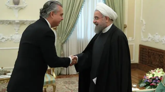 Rodrigopix bet brasilAzeredo Santos e Hassan Rouhani