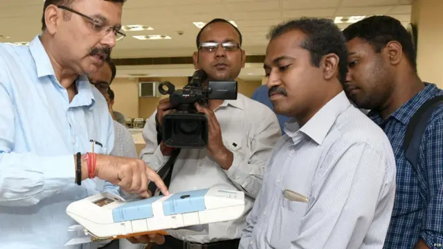 चुनाव आयोग