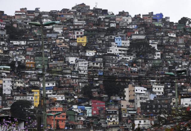 Rio Olympics 2016: View from the favela - BBC News