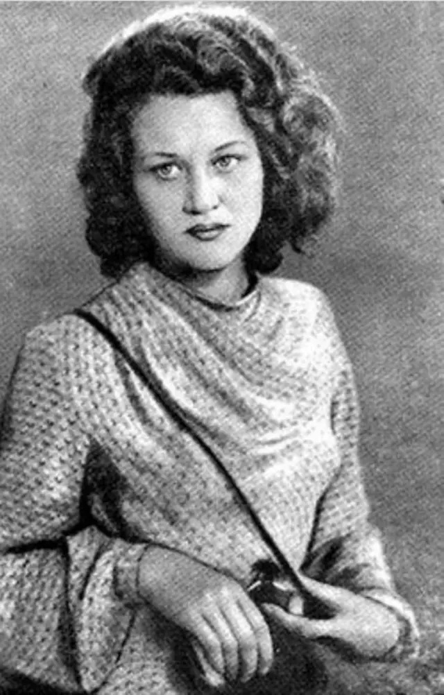 ліна костенко