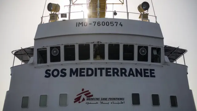 Un barco de los que Médicos Sin Fronteras utiliza para los rescates en el Mediterráneo