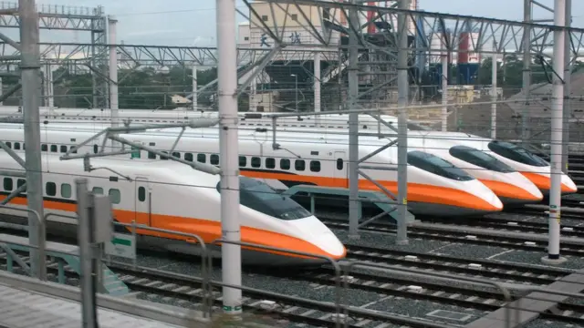 बुलेट ट्रेन