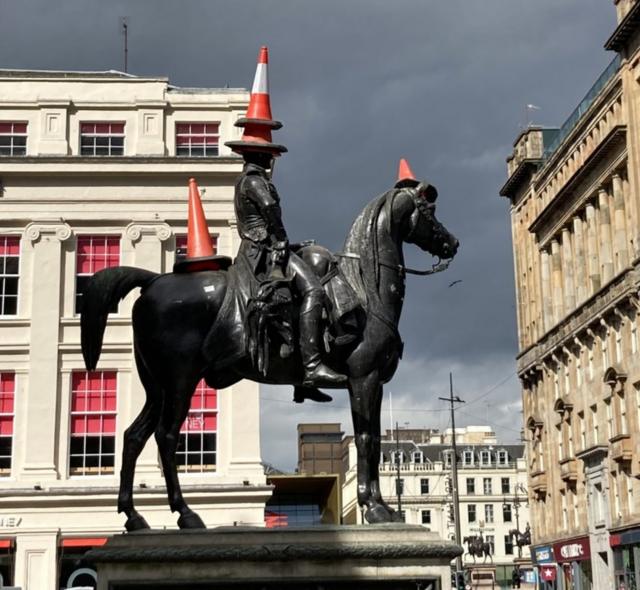 Duke of Wellington: The traffic-coned Glasgow statue that inspired