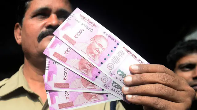 પ્રતીકાત્મક તસવીર